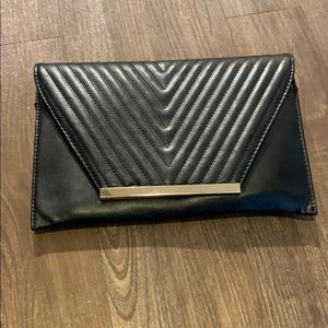 Black clutch